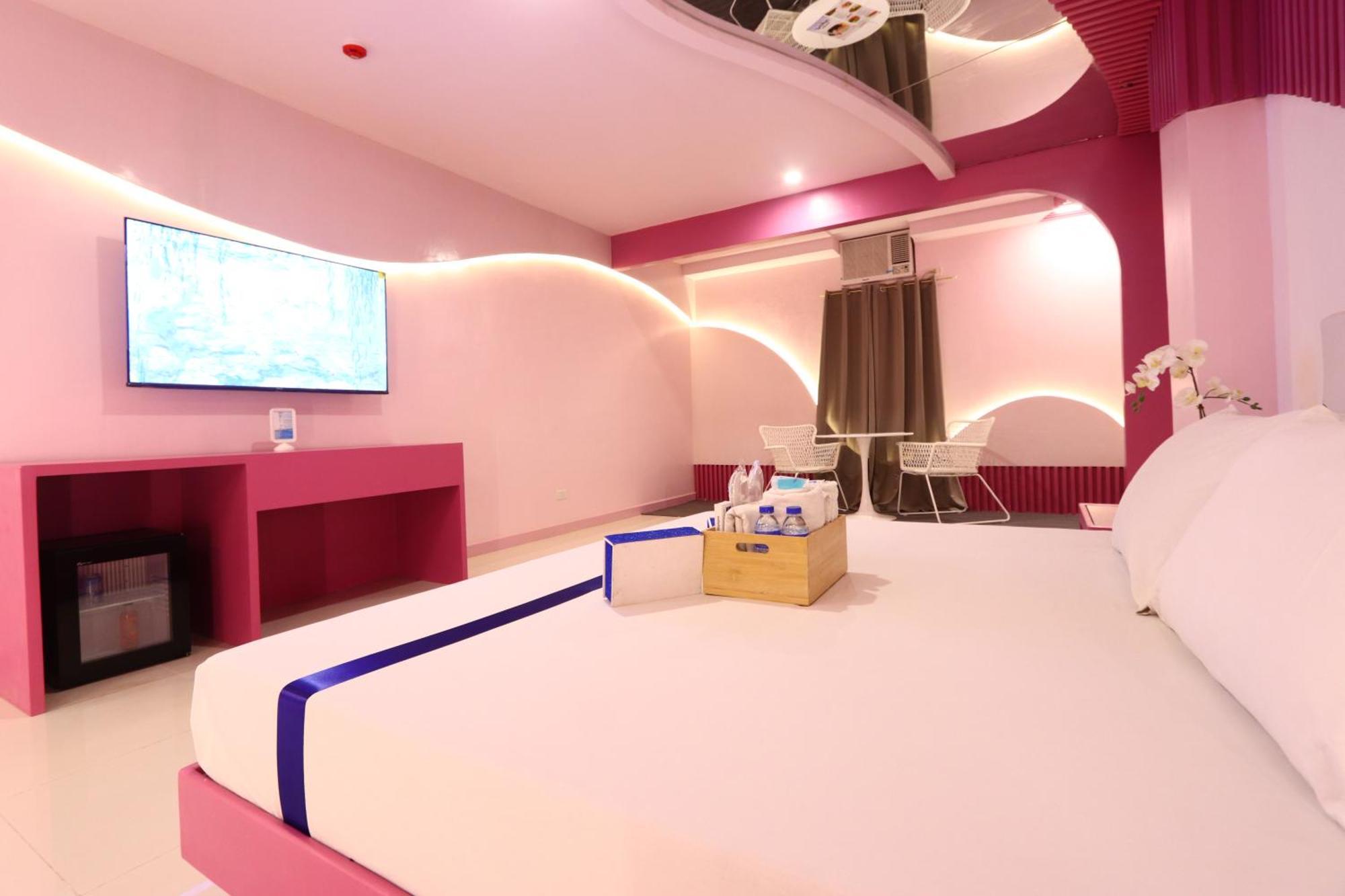 Hotel Dreamworld East Ortigas Pasig City Eksteriør bilde